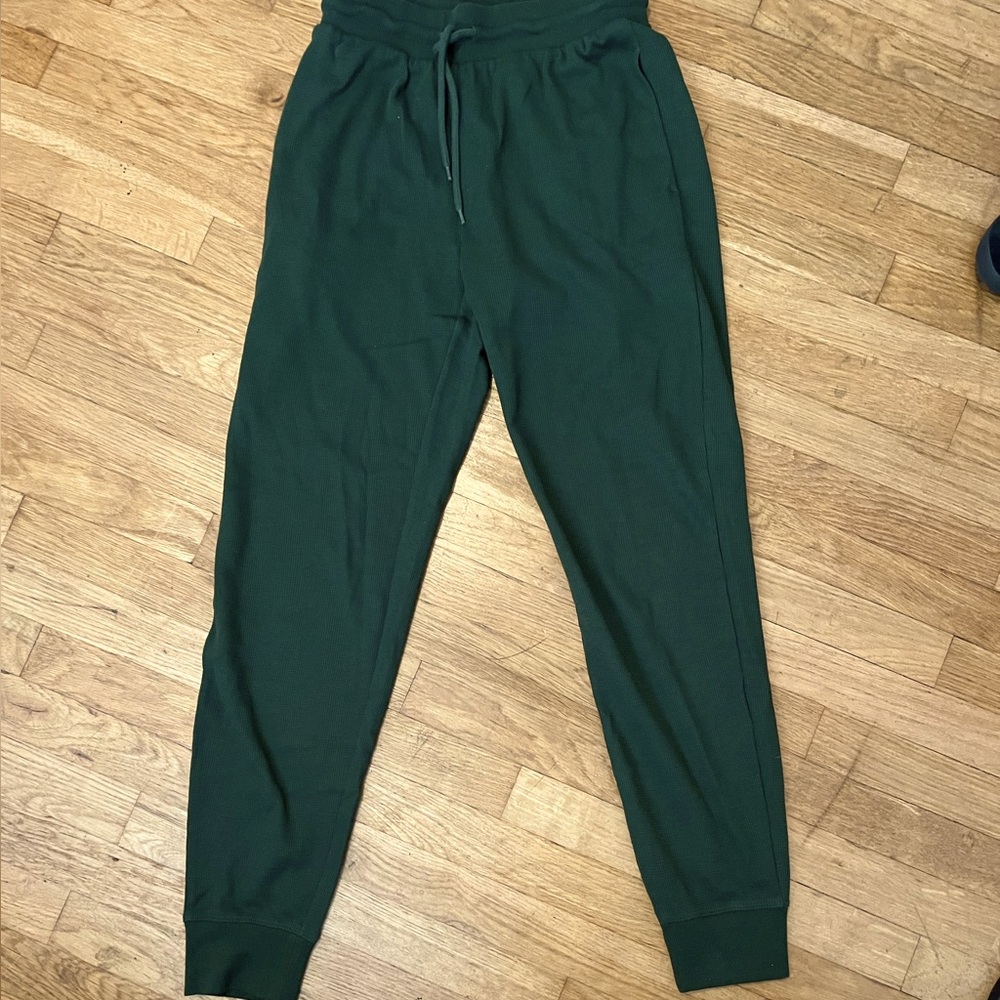 Dark green waffle material lounge pants